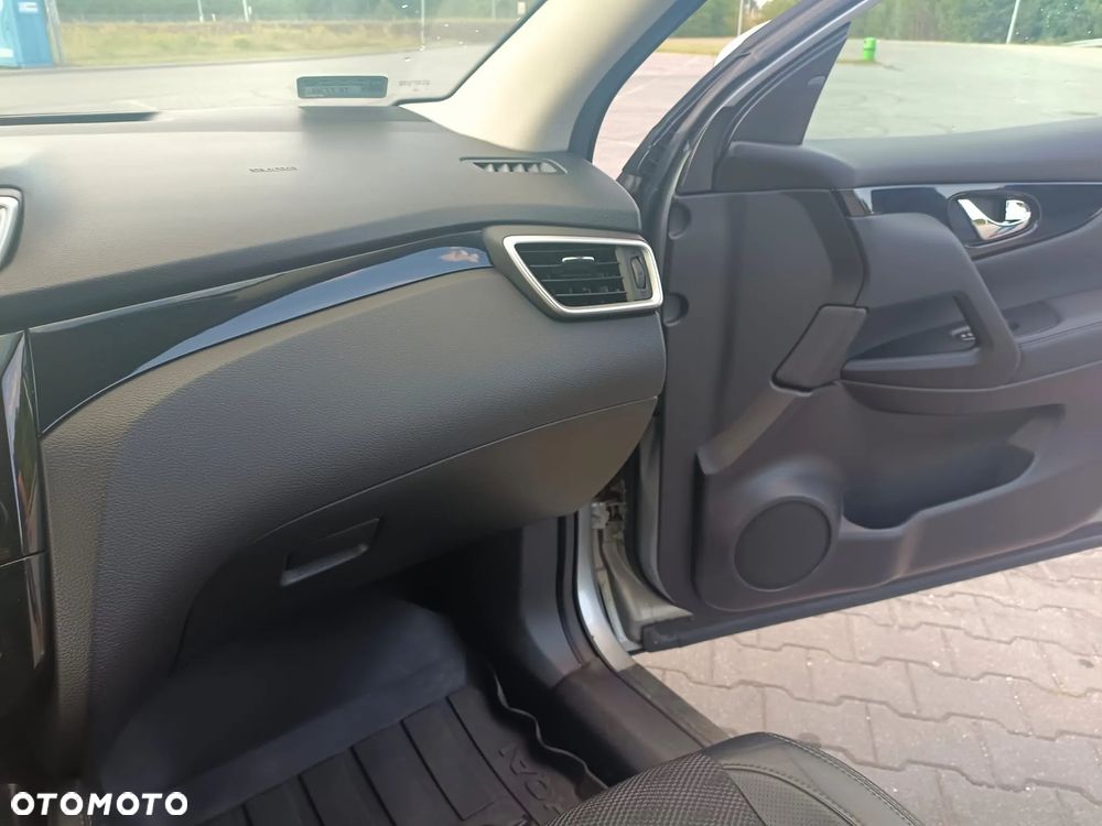 Nissan Qashqai 1.2 DIG-T Tekna - 15