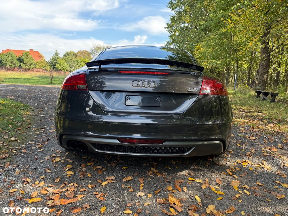 Audi TT Coupé - 11