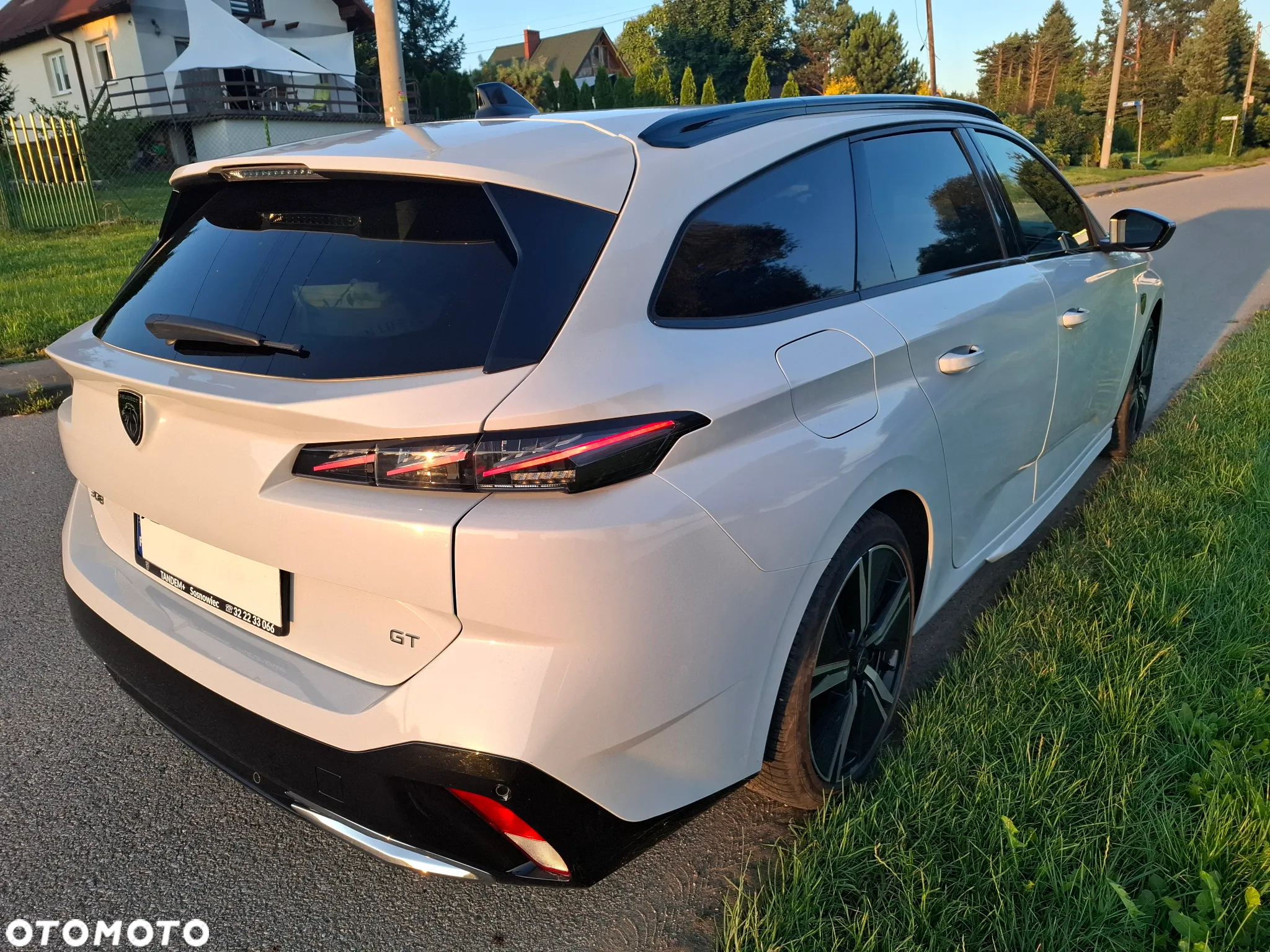 Peugeot 308 1.2 PureTech GT S&S EAT8 - 5