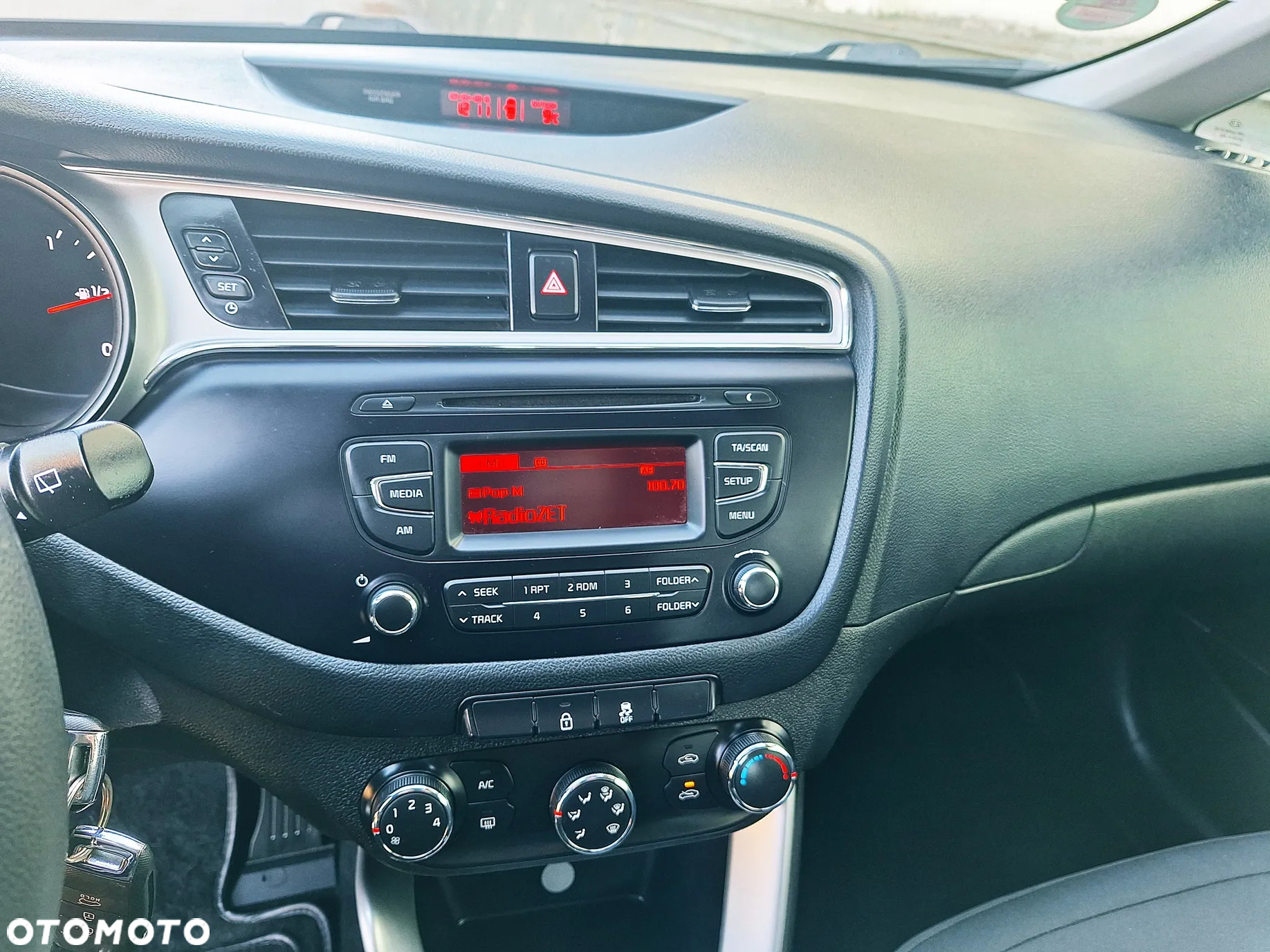 Kia Ceed - 29