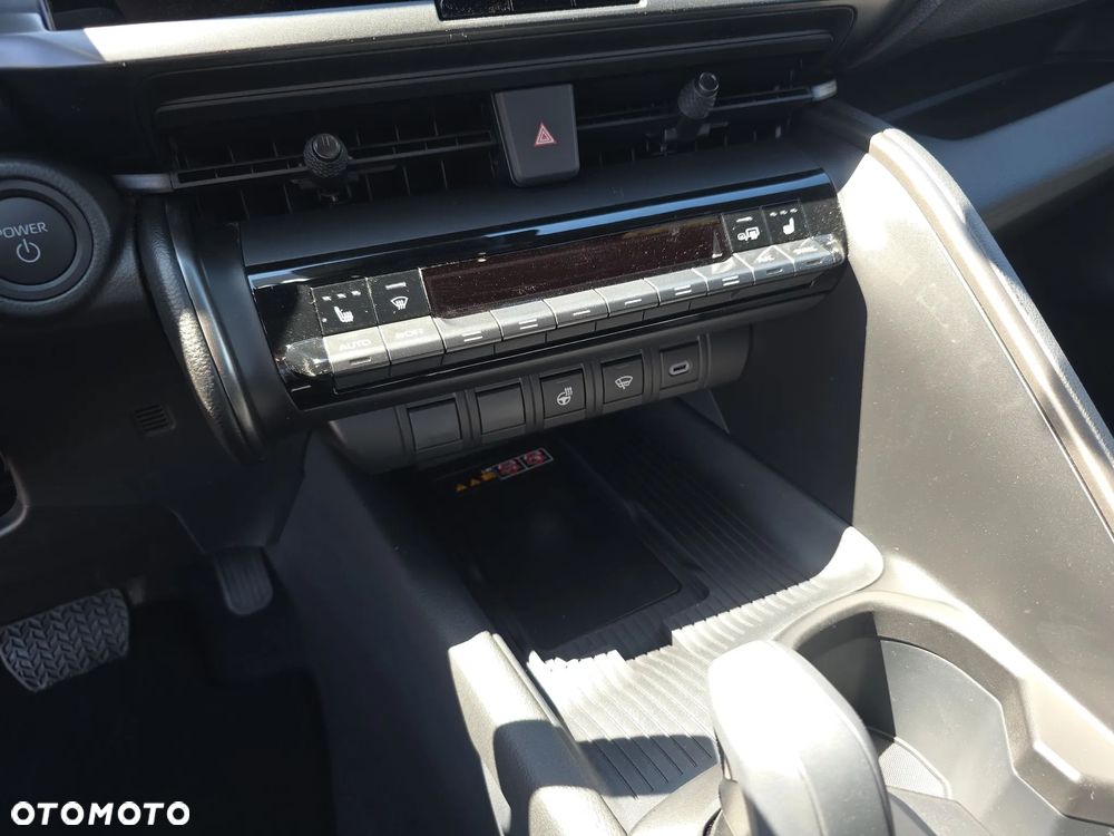 Toyota C-HR - 24