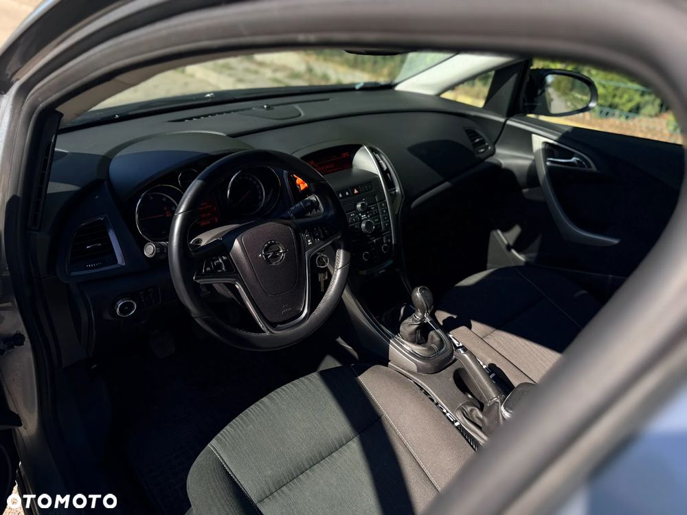 Opel Astra 1.7 CDTI Enjoy - 10