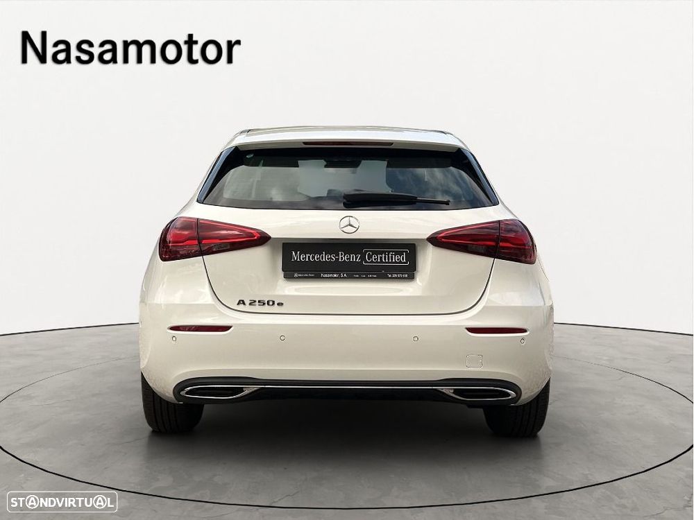 Mercedes-Benz A 250 — fotografia 3