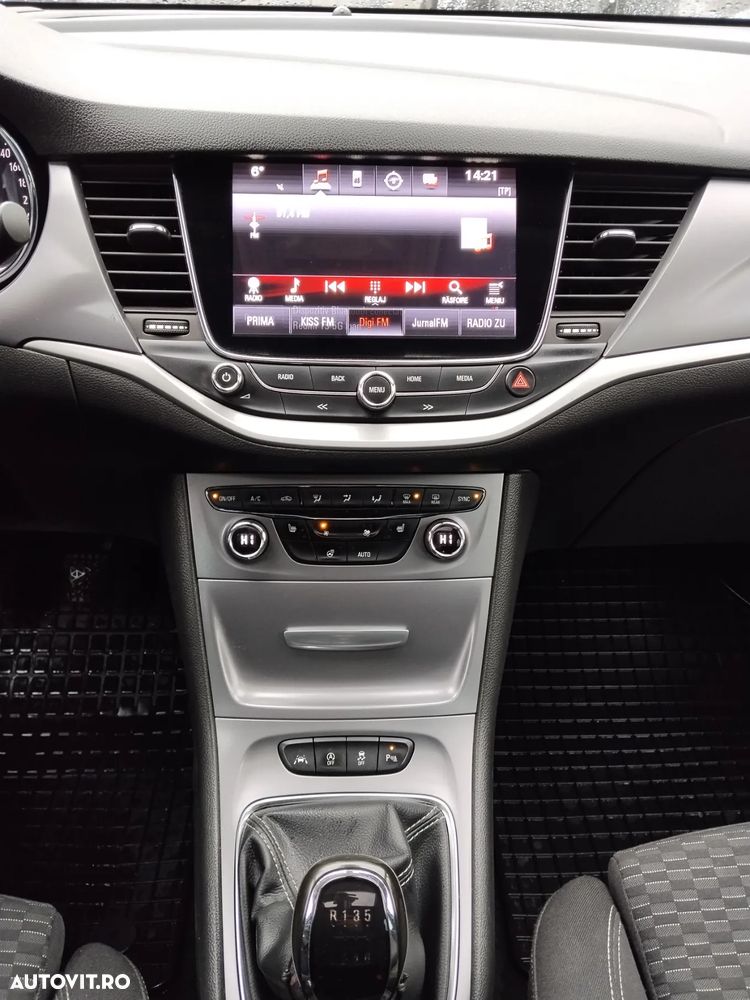 Opel Astra 1.6 D (CDTI) Start/Stop Sports Tourer Edition - 17