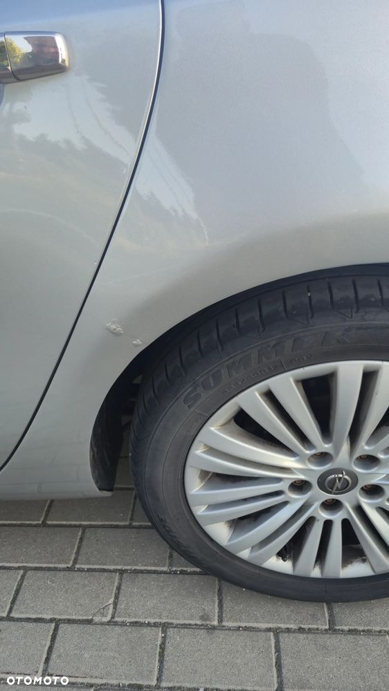 Opel Astra 1.7 CDTI ecoFLEX - 10