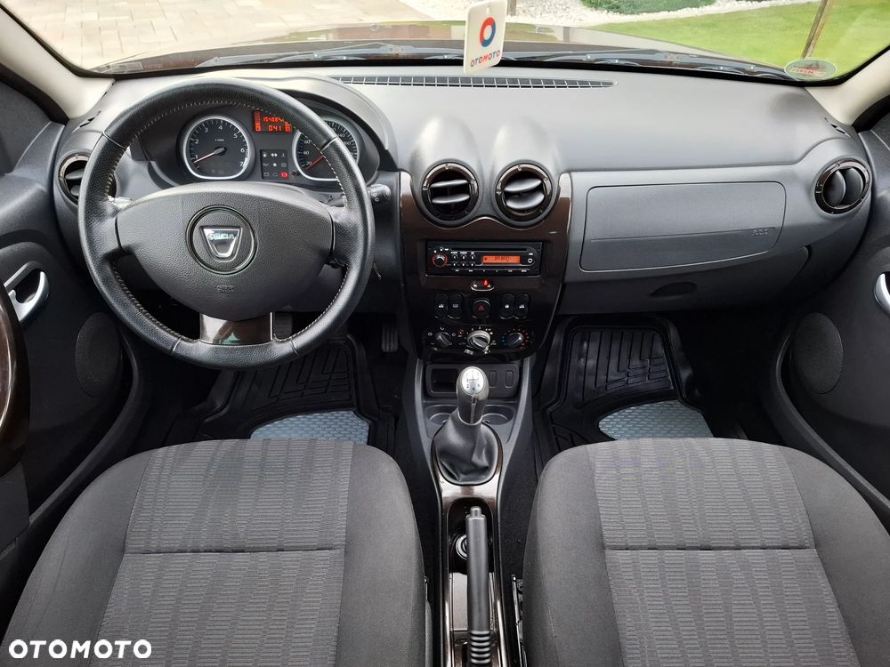 Dacia Duster 1.6 16V 105 4x2 Celebration - 33