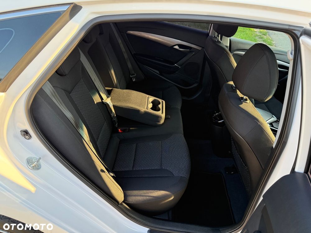 Hyundai i40 1.6 GDI Comfort + - 31