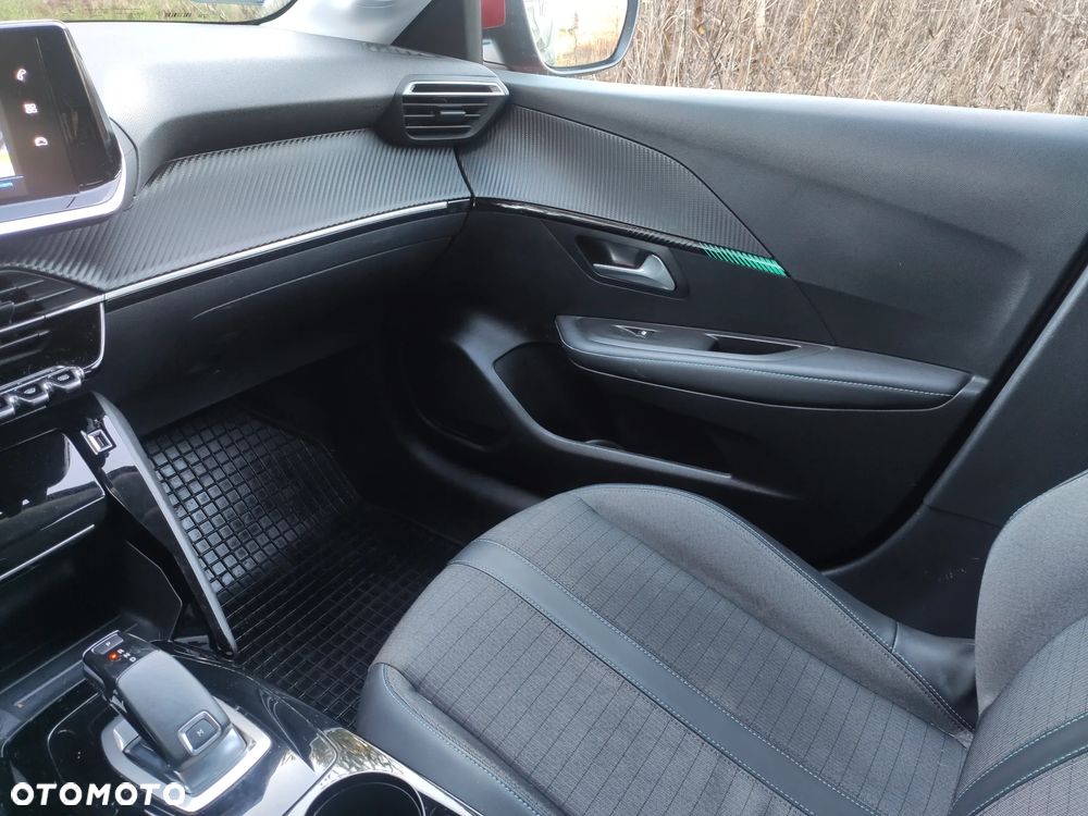 Peugeot 208 1.2 PureTech Allure Pack S&S EAT8 - 8