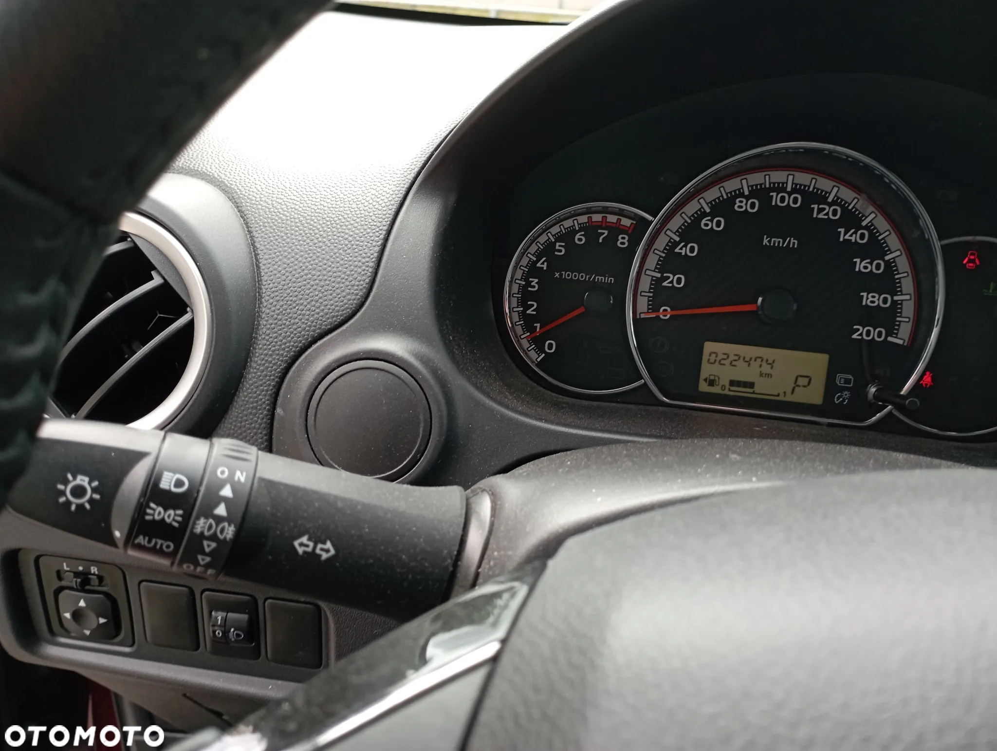 Mitsubishi Space Star 1.2 Intense SDA CVT - 11