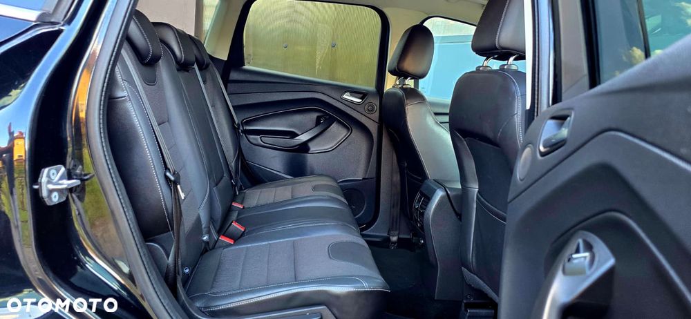 Ford Kuga - 22