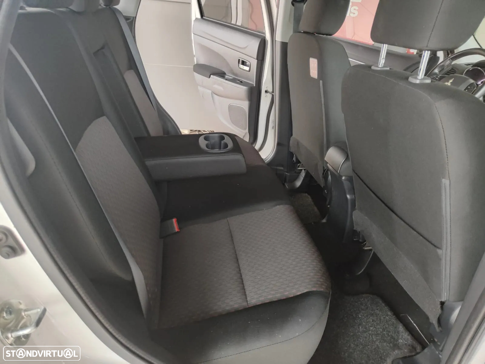 Mitsubishi ASX 1.6 MIVEC Intense - 14