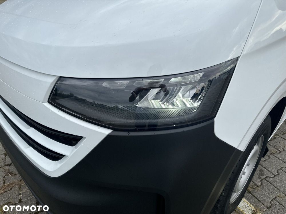 Volkswagen Transporter - 27