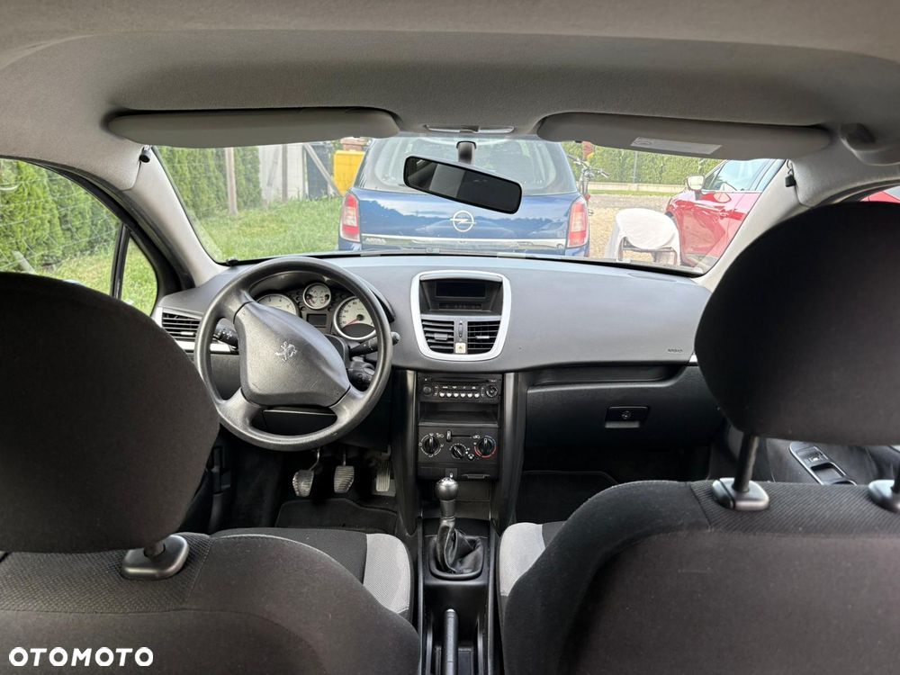 Peugeot 207 1.4 Trendy - 8