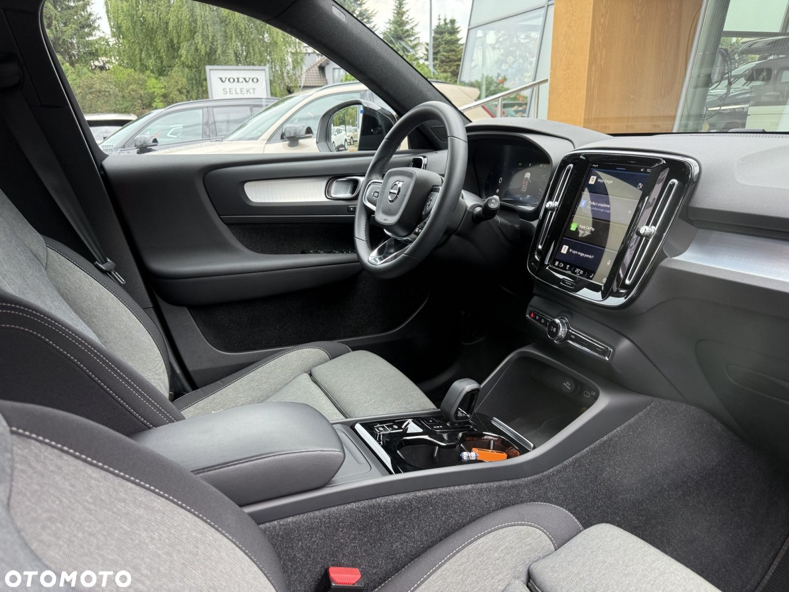 Volvo XC 40 - 24