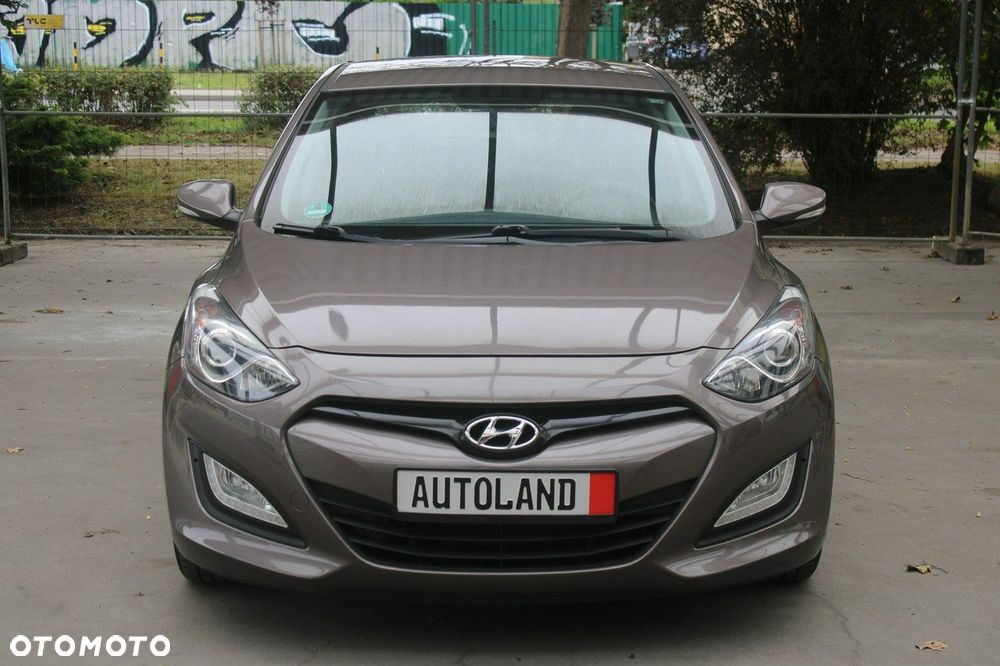Hyundai i30 - 24
