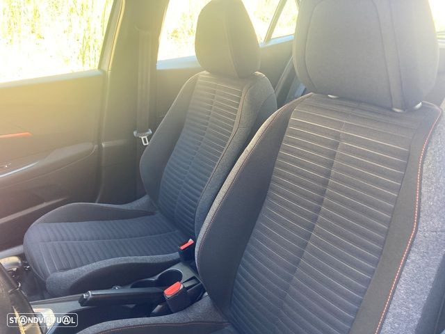 Peugeot 2008 1.2 PureTech Active Pack - 23
