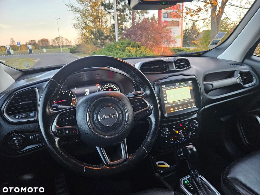 Jeep Renegade 1.6 MultiJet DSG Limited - 24