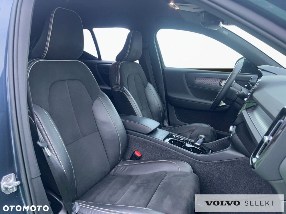 Volvo XC 40 - 20