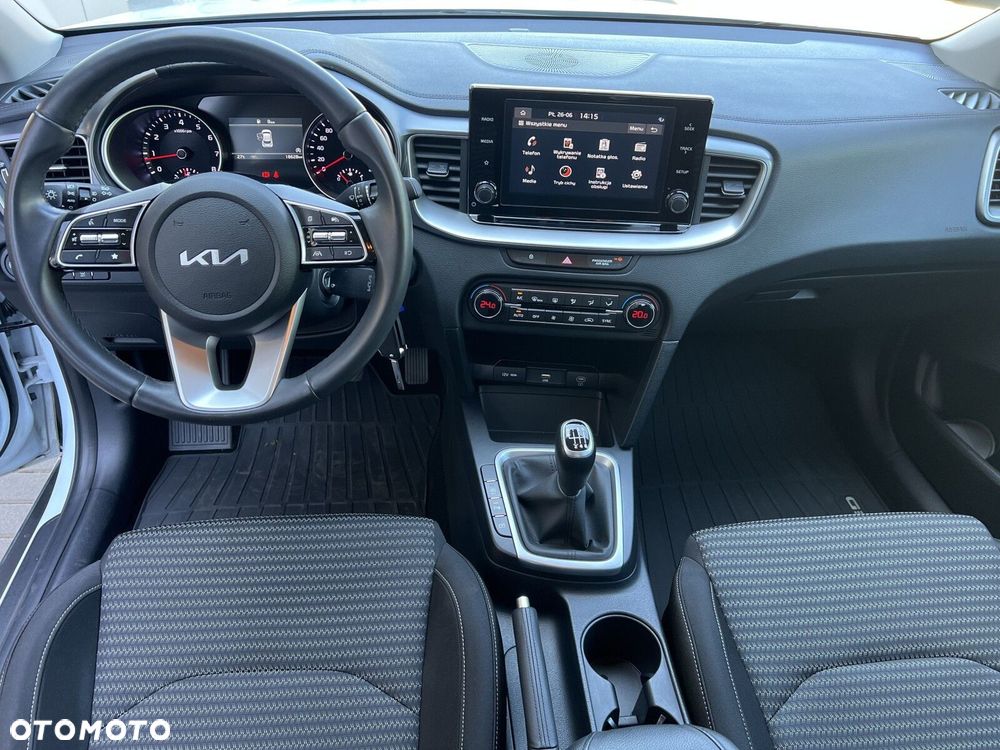 Kia XCeed - 26