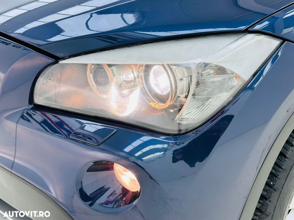 BMW X1 xDrive20i Aut. - 31