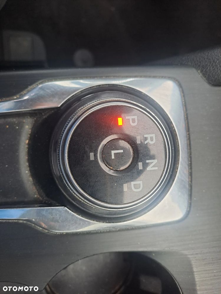 Ford Kuga - 17