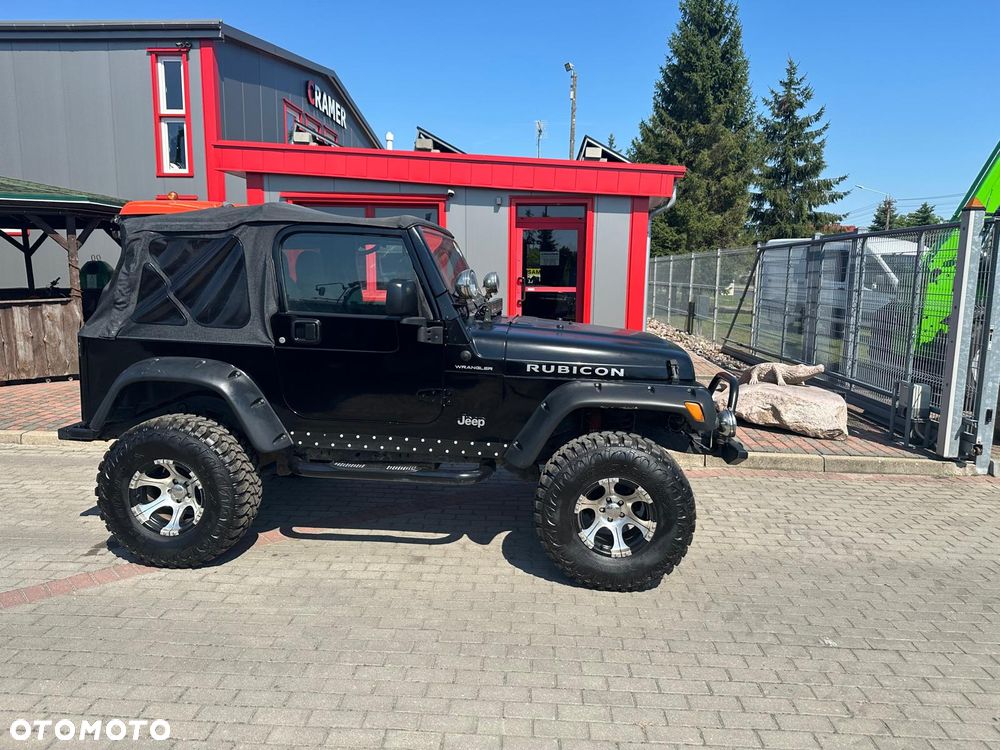 Jeep Wrangler - 2