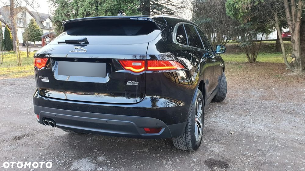 Jaguar F-Pace 20d AWD Prestige - 8
