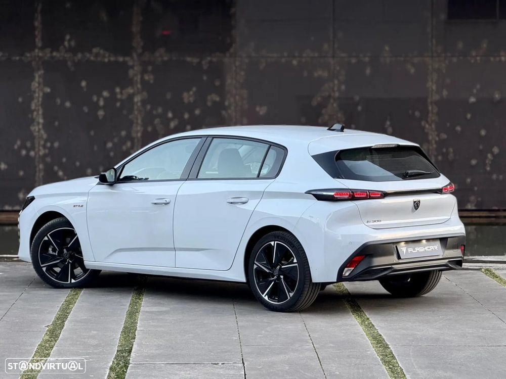 Peugeot e-308 54 kWh Style - 15