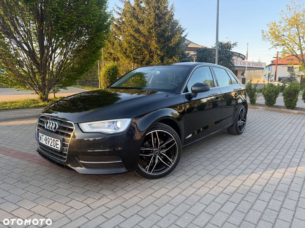 Audi A3 Sportback - 2