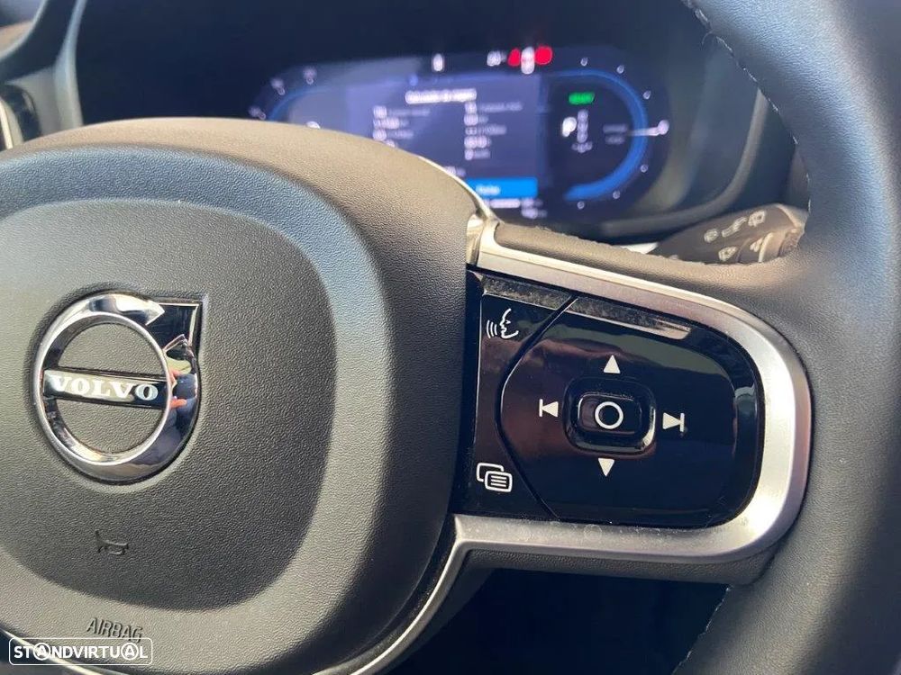 Volvo V60 2.0 T6 AWD TE Plus Dark - 25