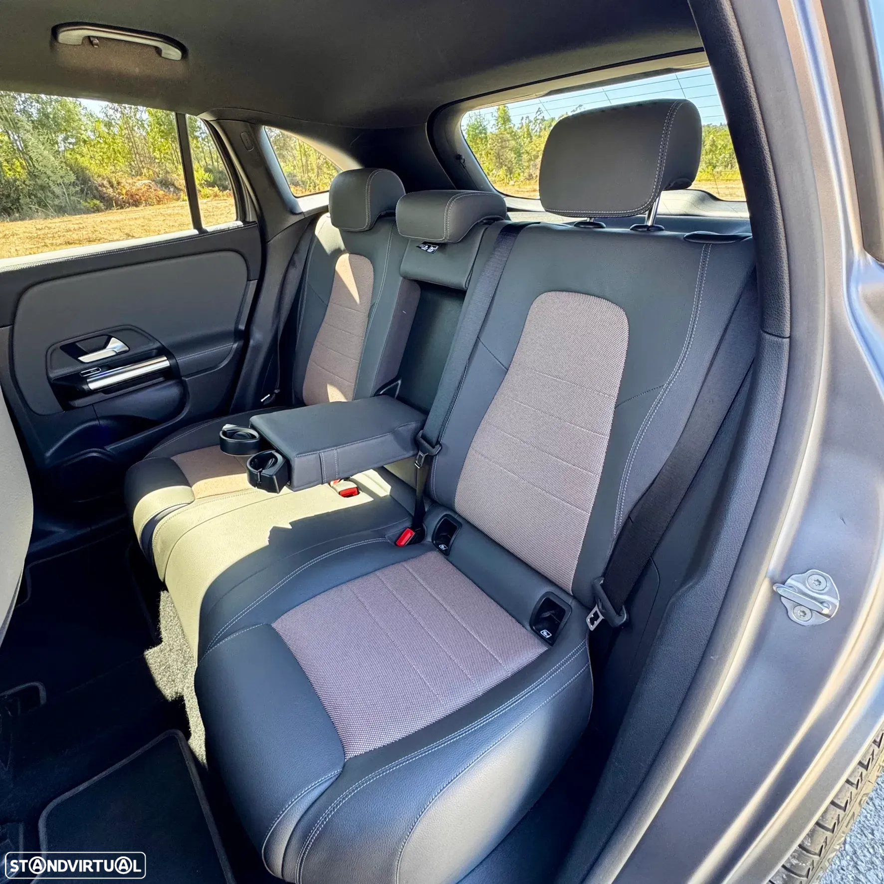 Mercedes-Benz EQA 250+ Electric Art - 31