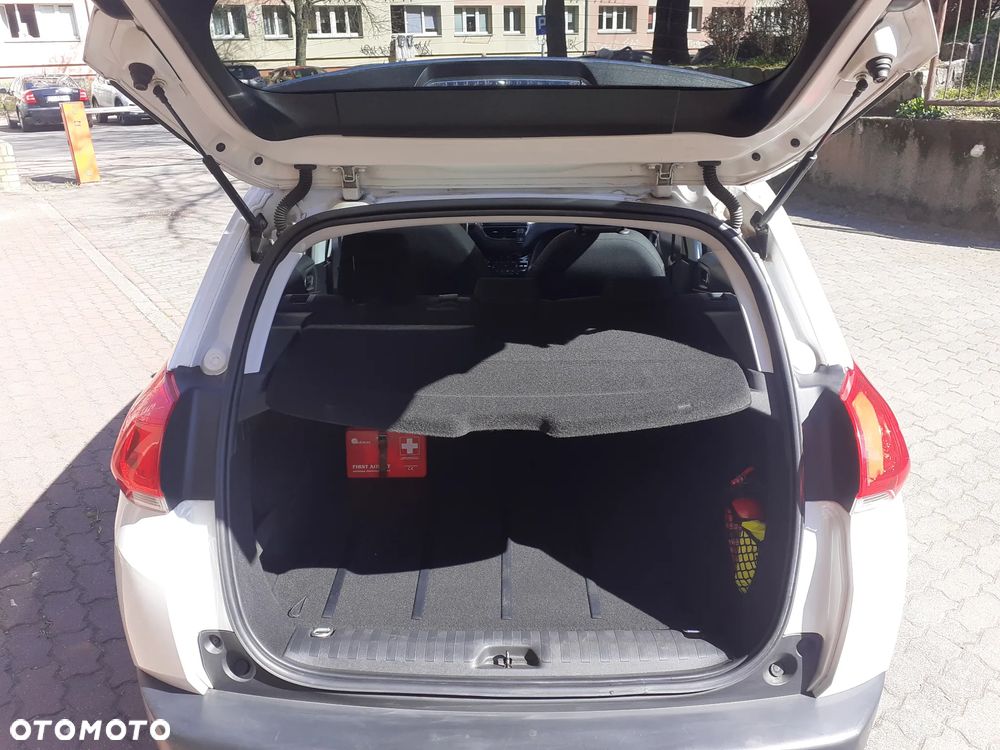 Peugeot 2008 2015 photo 5