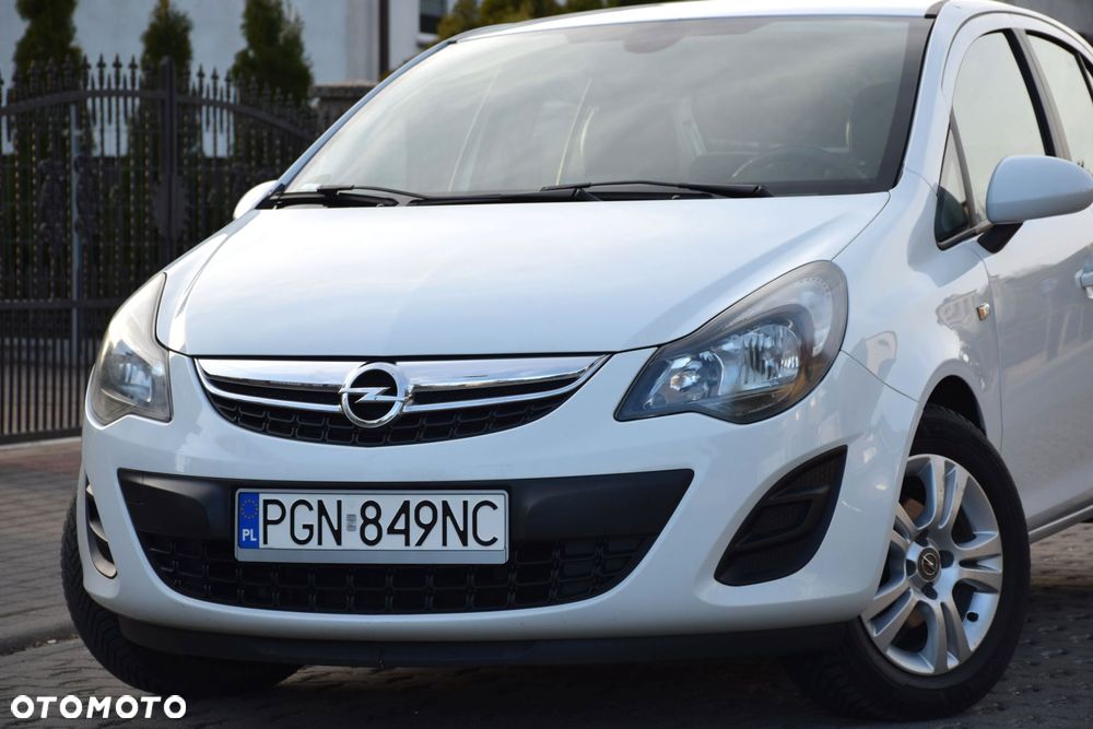 Opel Corsa 1.4 16V Edition - 1