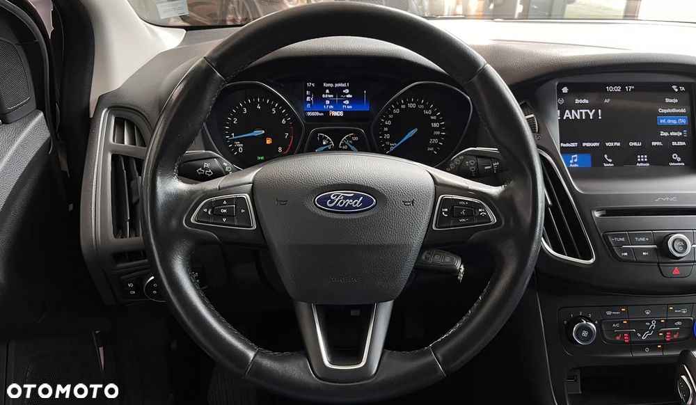 Ford Focus 1.0 EcoBoost Titanium ASS PowerShift - 12
