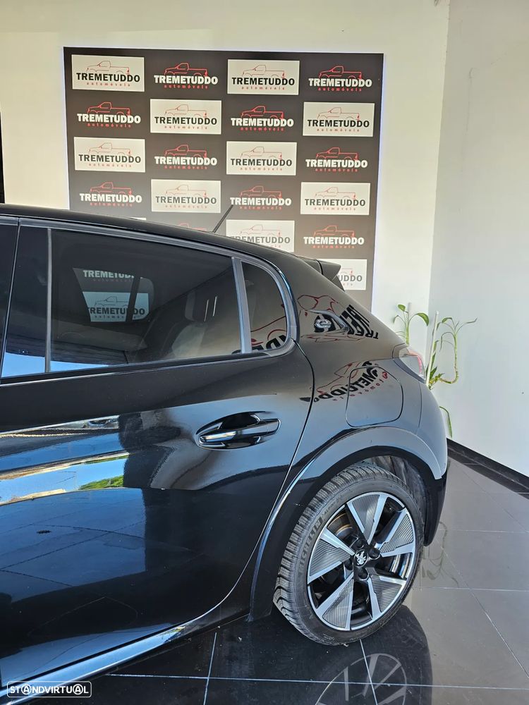 Peugeot e-208 50 kWh GT Line - 6