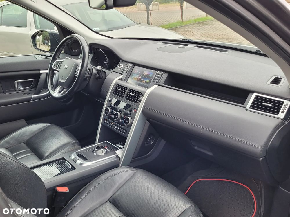 Land Rover Discovery Sport - 30