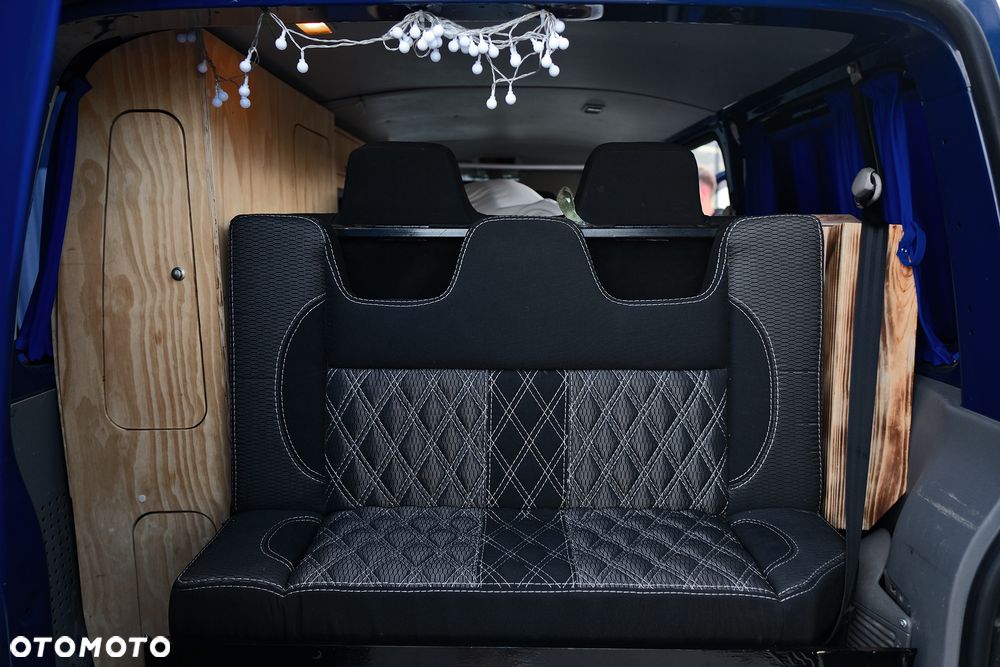 Volkswagen Transporter - 21