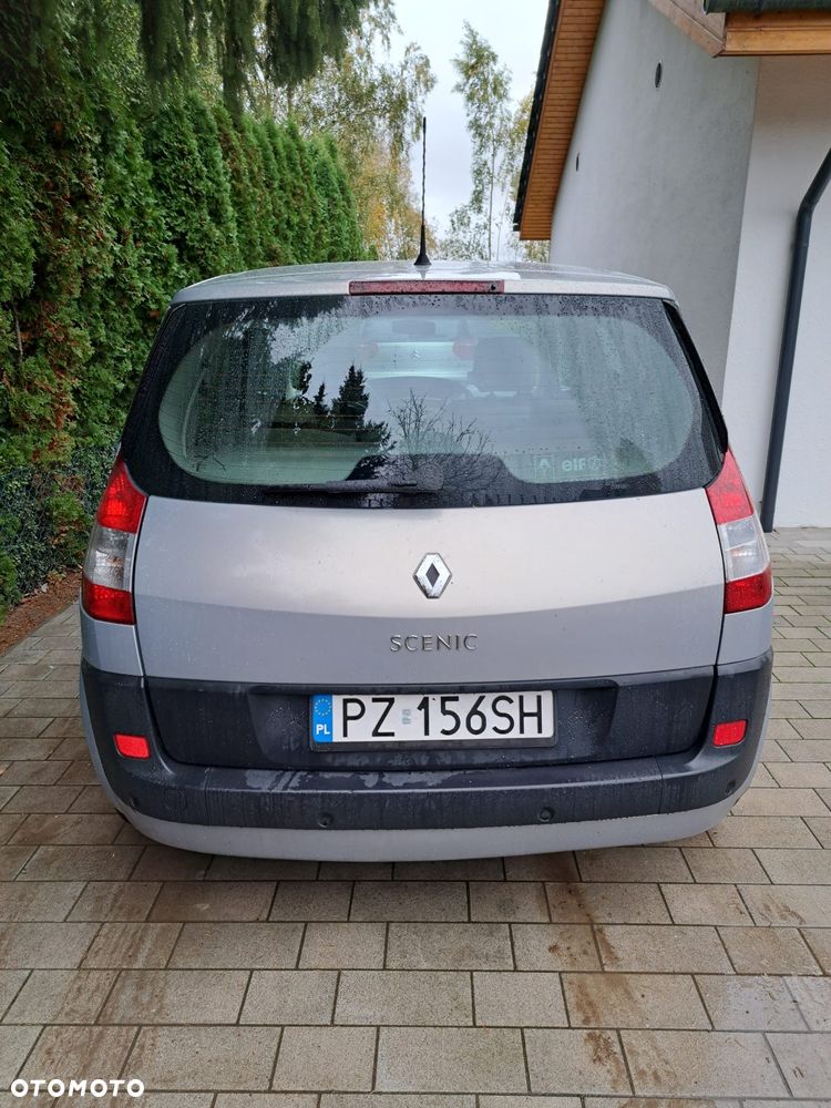 Renault Scenic - 8