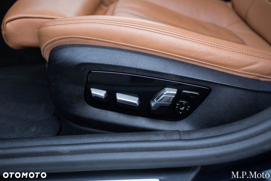 BMW Seria 5 520d M Sport Edition - 21