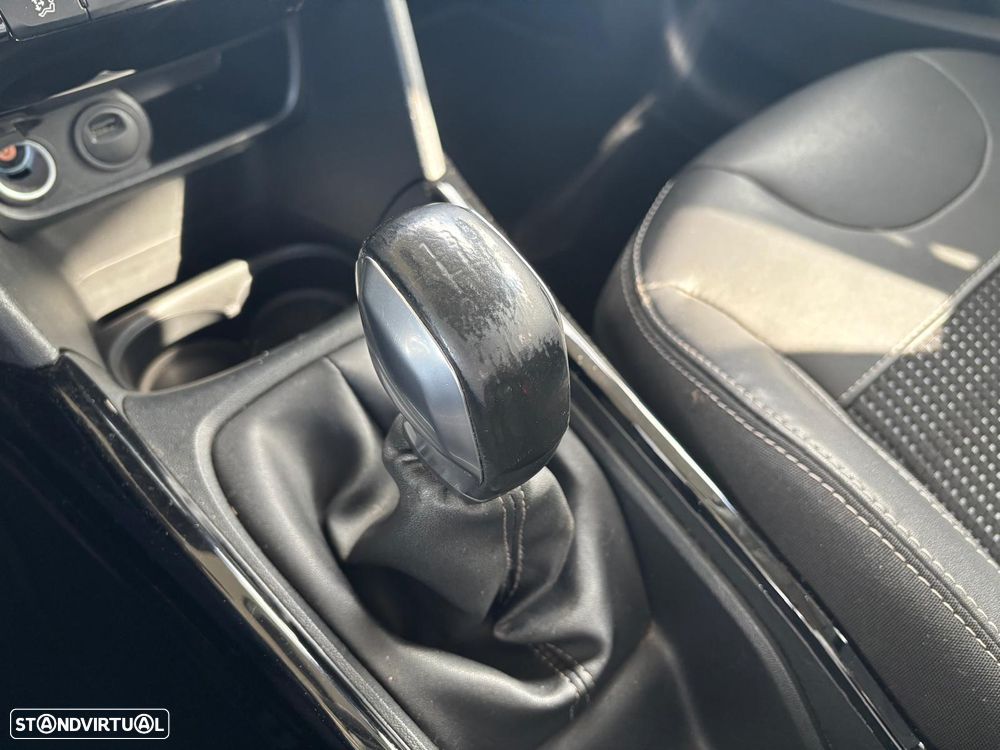 Peugeot 2008 PureTech 82 Allure - 14