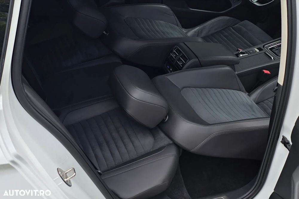 Volkswagen Passat 2.0 TDI DSG Highline - 17