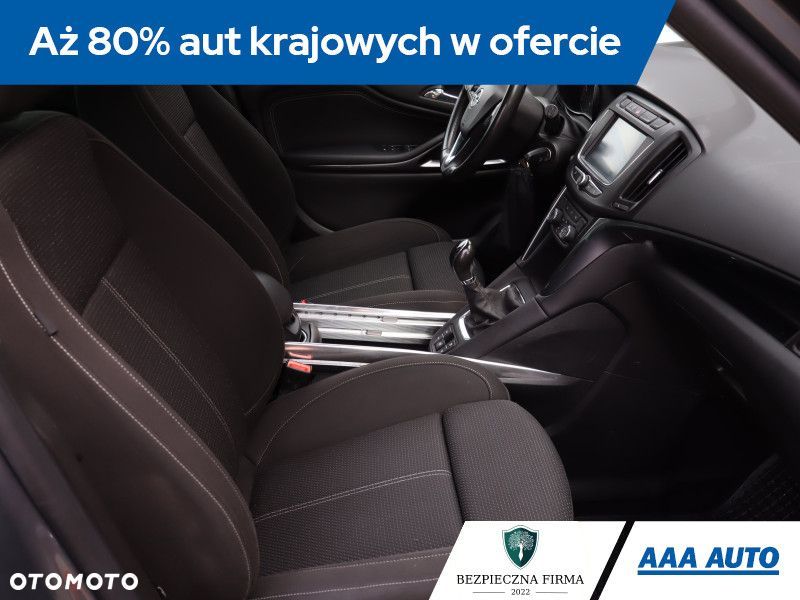 Opel Zafira - 10