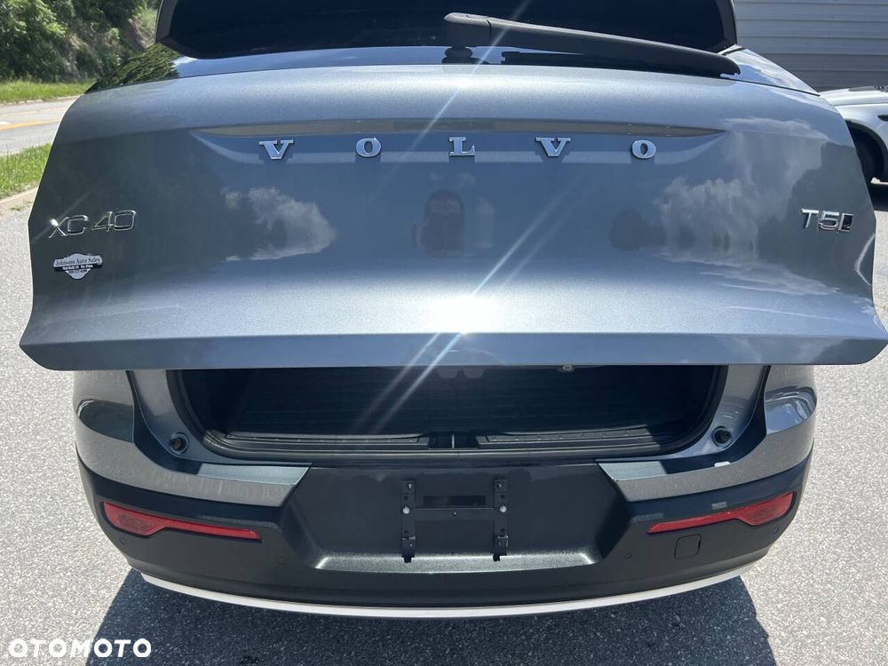 Volvo XC 40 T5 AWD Momentum - 20