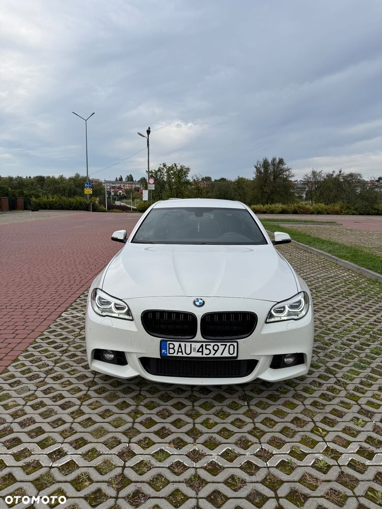 BMW Seria 5 525d xDrive - 5