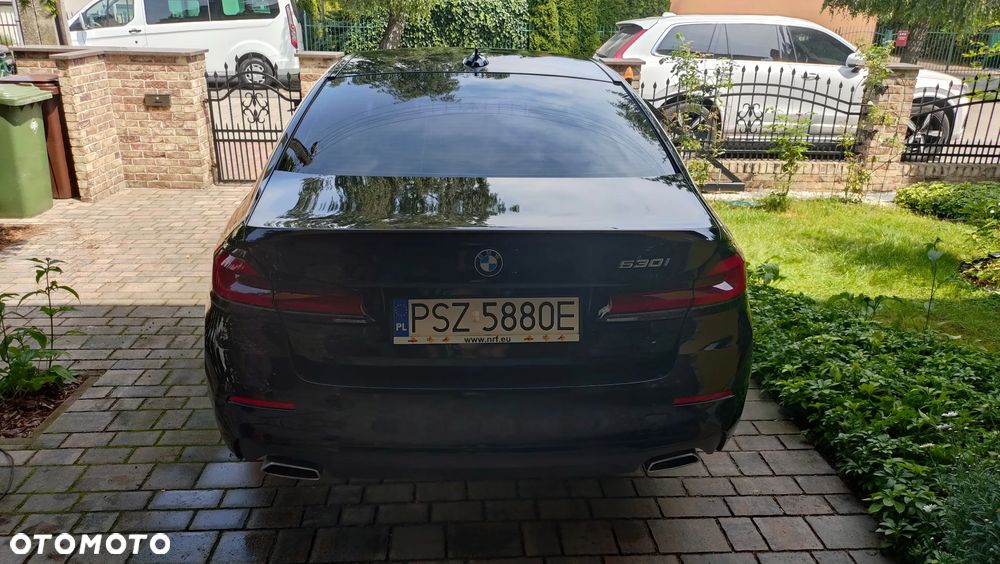 BMW Seria 5 530i - 10
