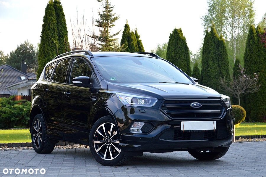 Ford Kuga 1.5 EcoBoost 2x4 ST-Line - 2