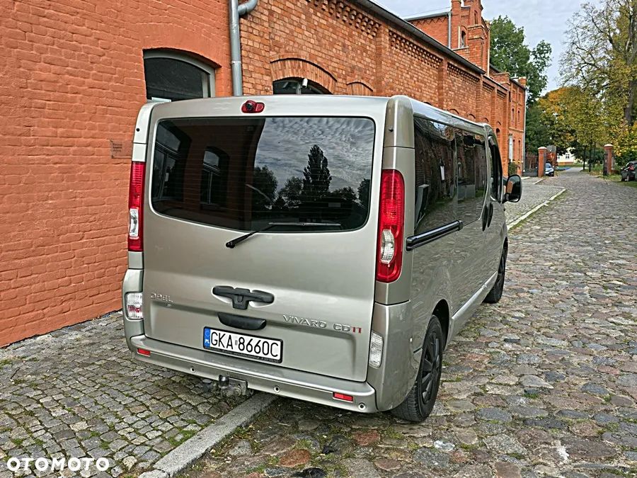 Opel Vivaro - 6