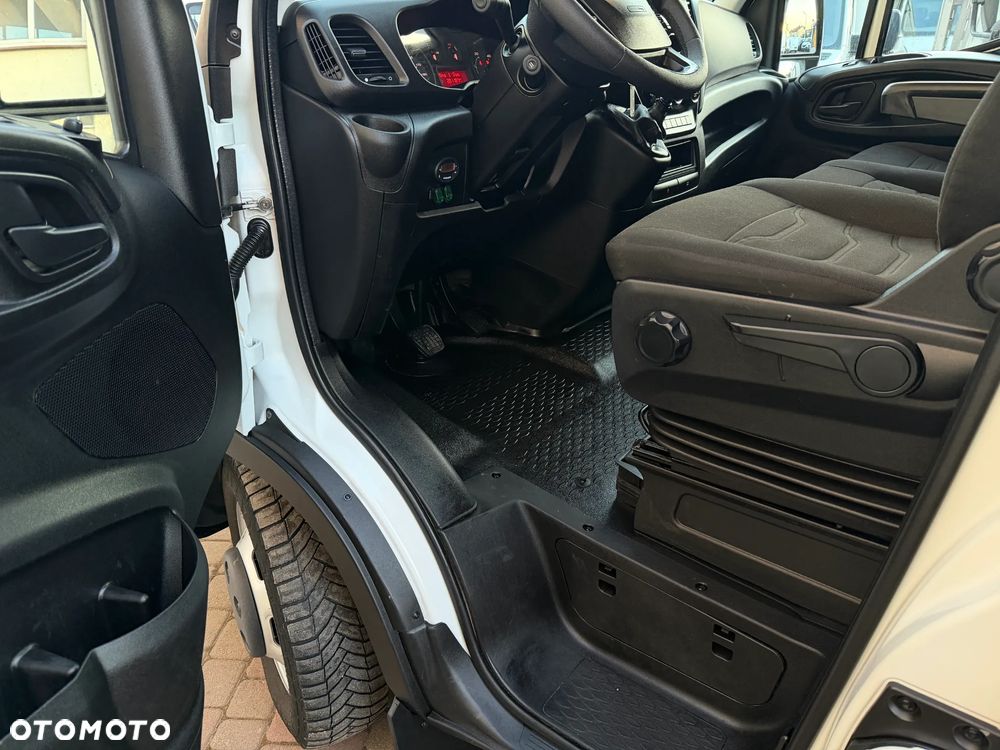 Iveco Daily L4H2 Bliźniaki - 15