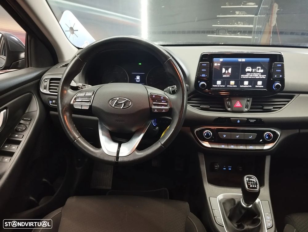 Hyundai i30 SW 1.6 CRDi Style - 14