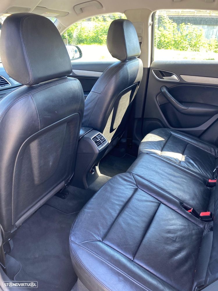 Audi Q3 2.0 TDi - 8